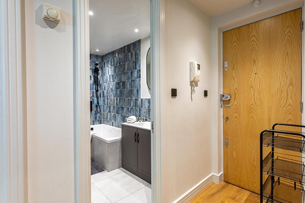 Stunning Modern In The Heart Of Holborn Apartamento