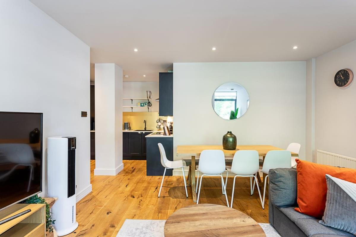 Stunning Modern In The Heart Of Holborn Apartamento