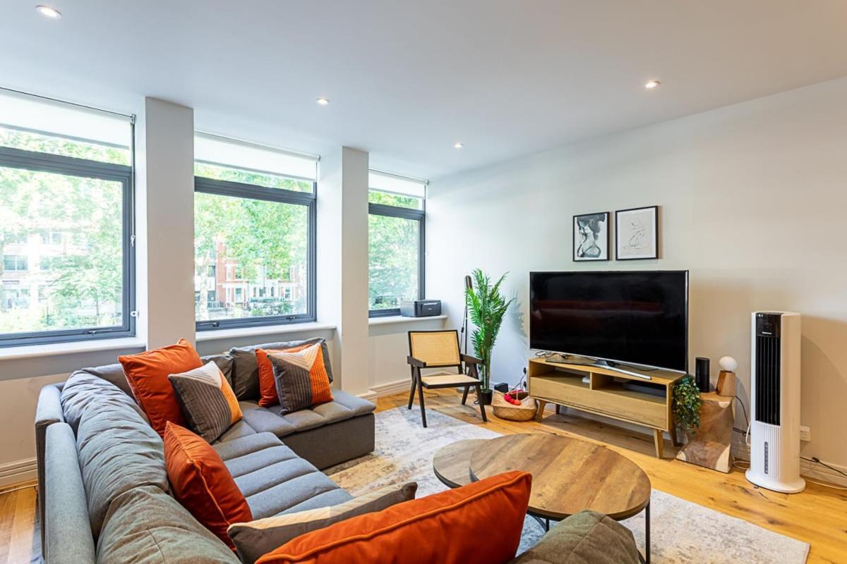 Stunning Modern In The Heart Of Holborn Londres